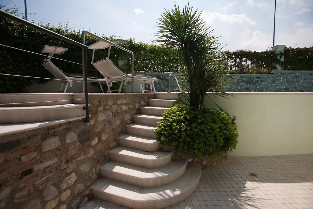 Holidays Apartment Verdelago Desenzano del Garda 0*,