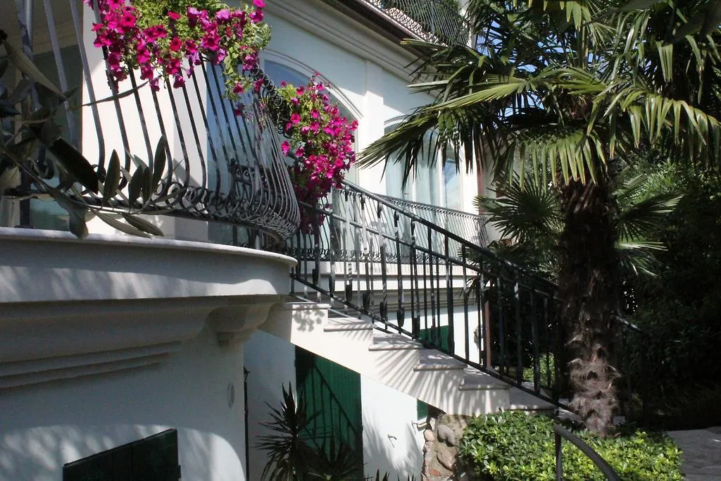 Holidays Apartment Verdelago Desenzano del Garda