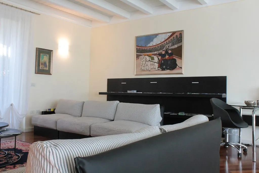 Holidays Apartment Verdelago Desenzano del Garda