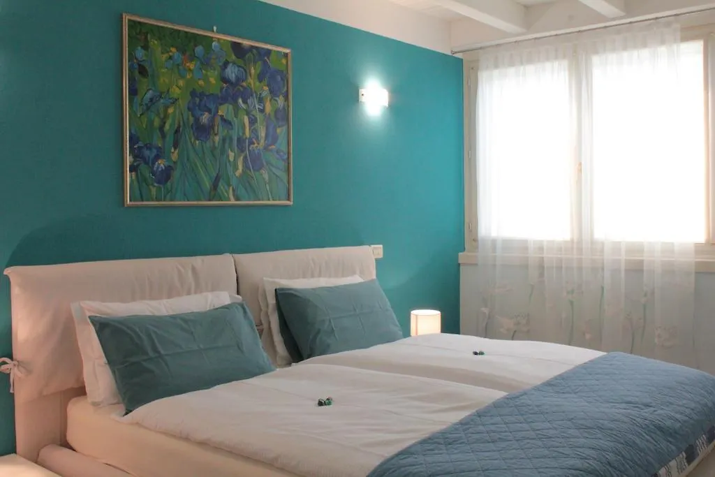 Holidays Apartment Verdelago Desenzano del Garda