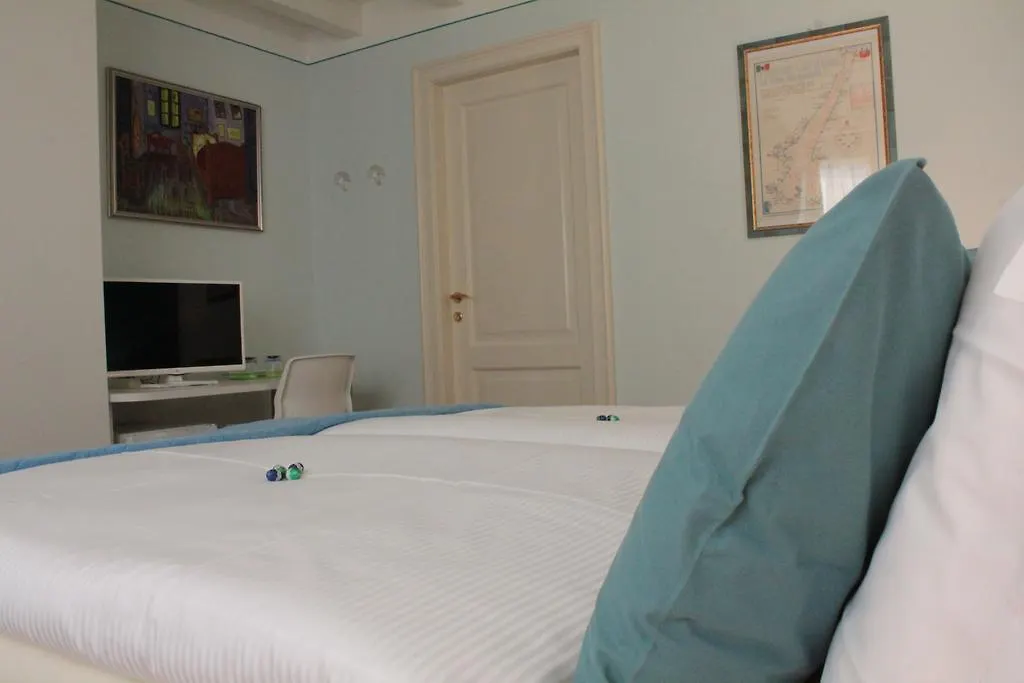 Holidays Apartment Verdelago Desenzano del Garda Italy
